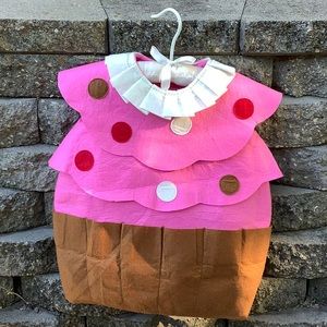 12-24 Months Pottery Barn Kids Cupcake Costume